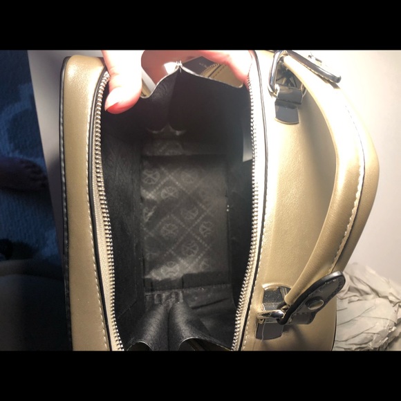 Christian Lacroix Eve Satchel - Picture 6 of 8